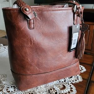 Bueno faux leather Purse. Medium size.